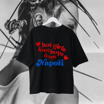 T-Shirt Nera "Hot Girls"